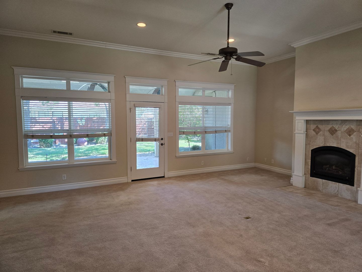 2500 Sq Ft in Great Neighborhood Near Schools and Bidwell Park! – photo 4