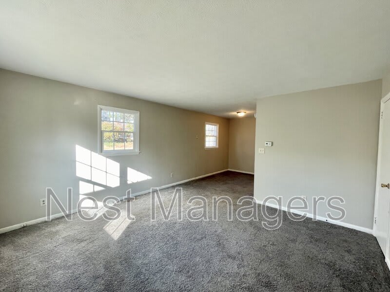 830 Pilot Avenue – photo 3
