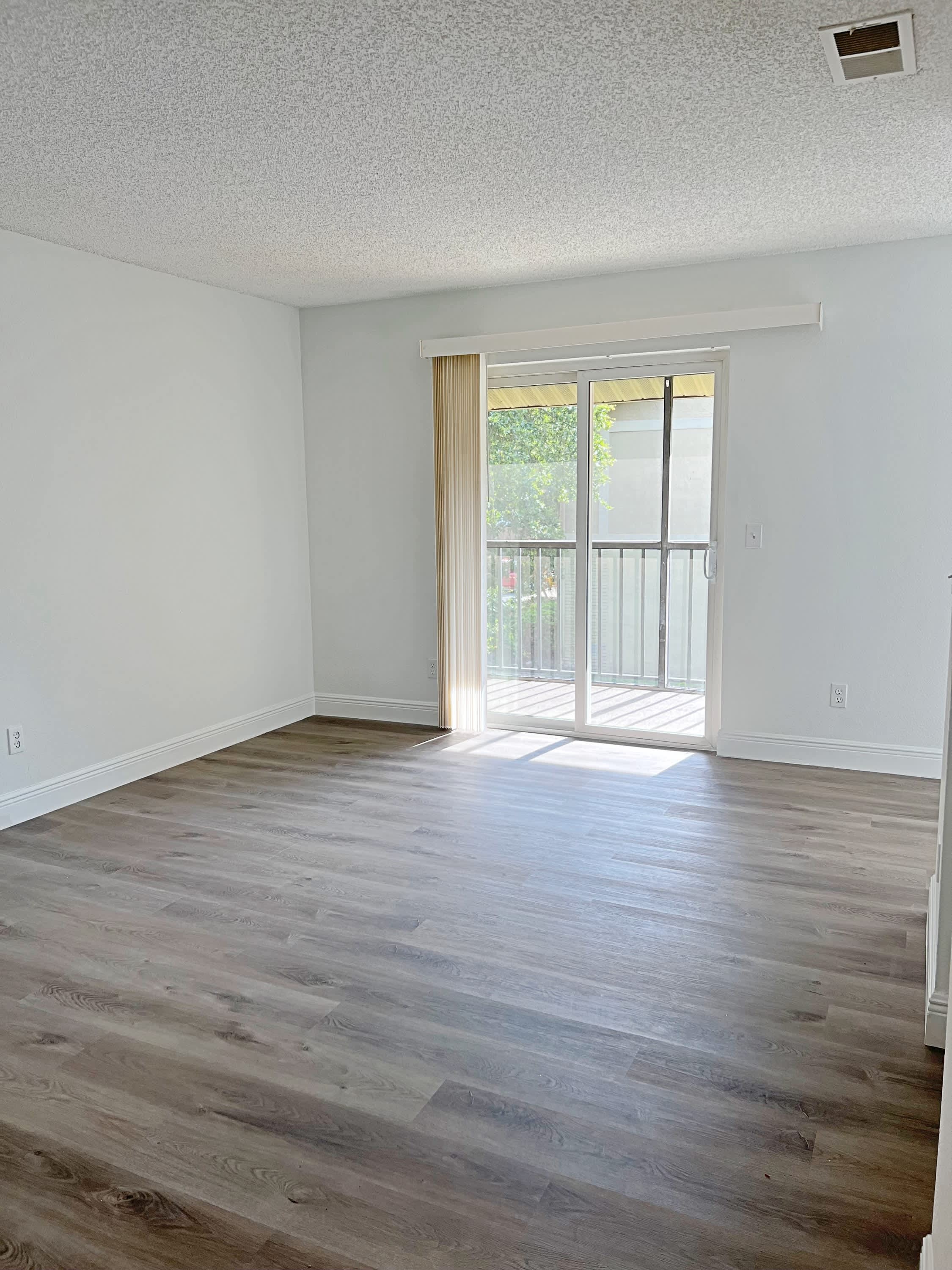 2425 BARLEY CLUB DR UNIT 8 – photo 2