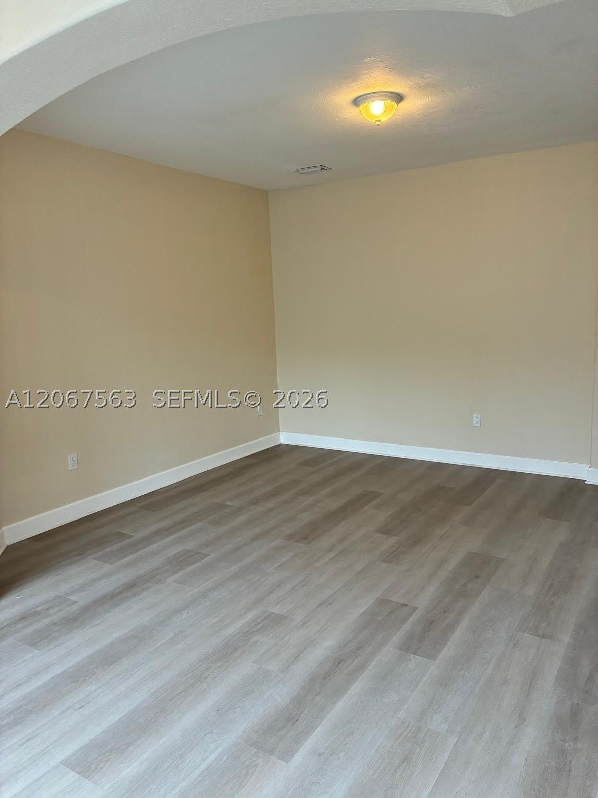 8205 NW 116th Ave – photo 5