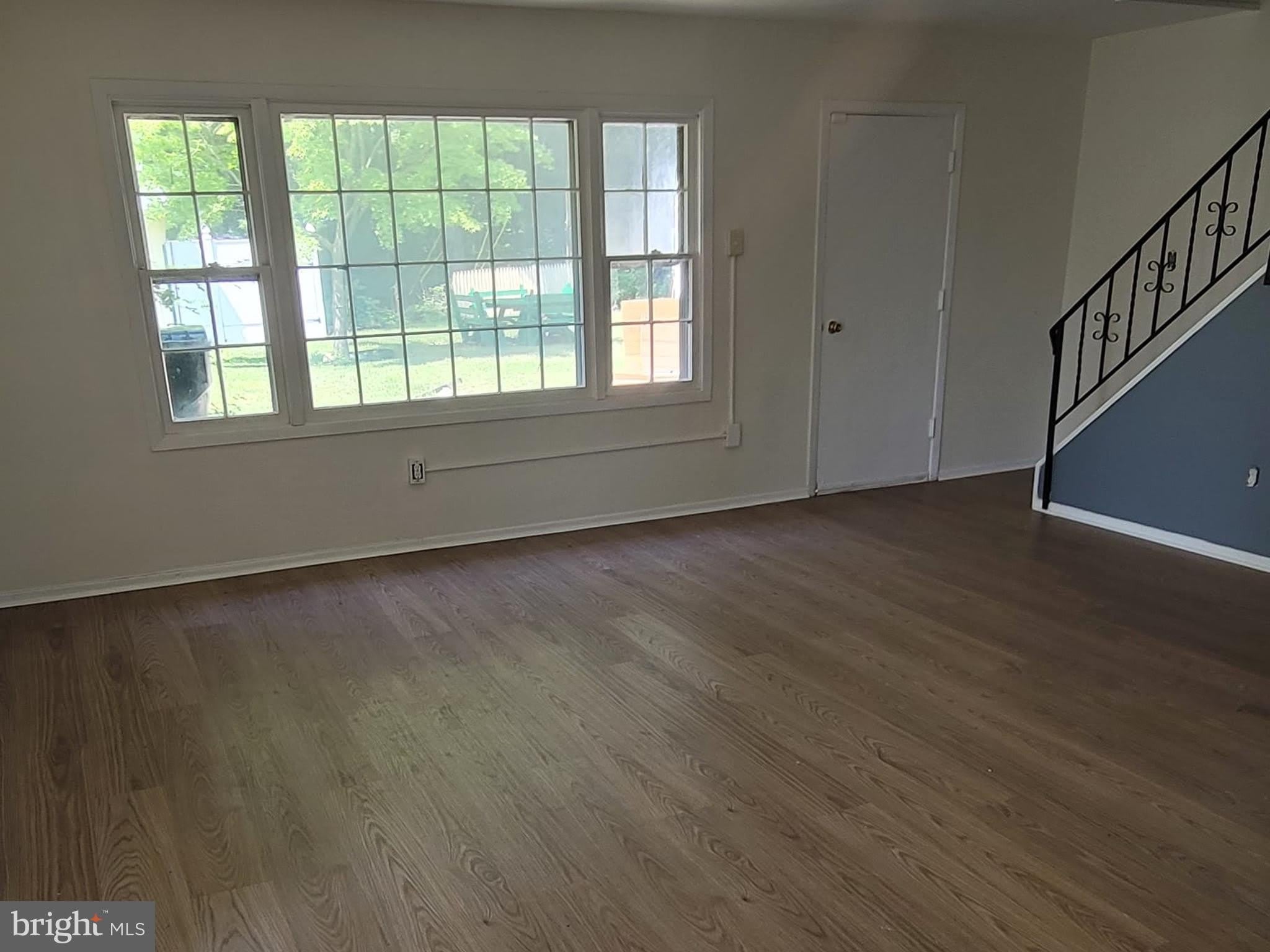 5 PASTORAL Lane – photo 4