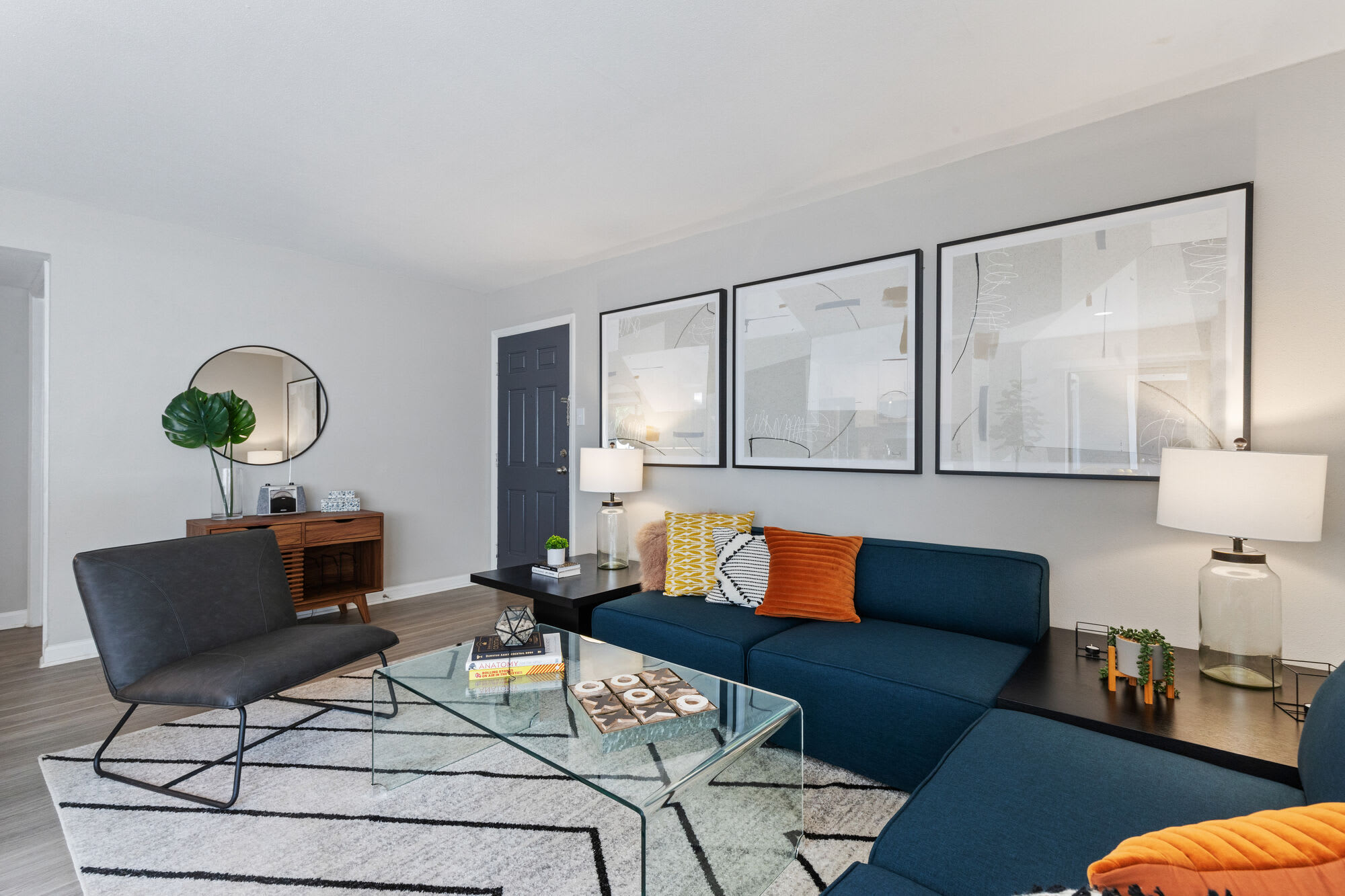 Springfield Apartments – photo 2