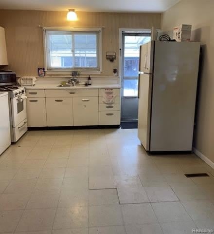 4704 Jackson Street – photo 4