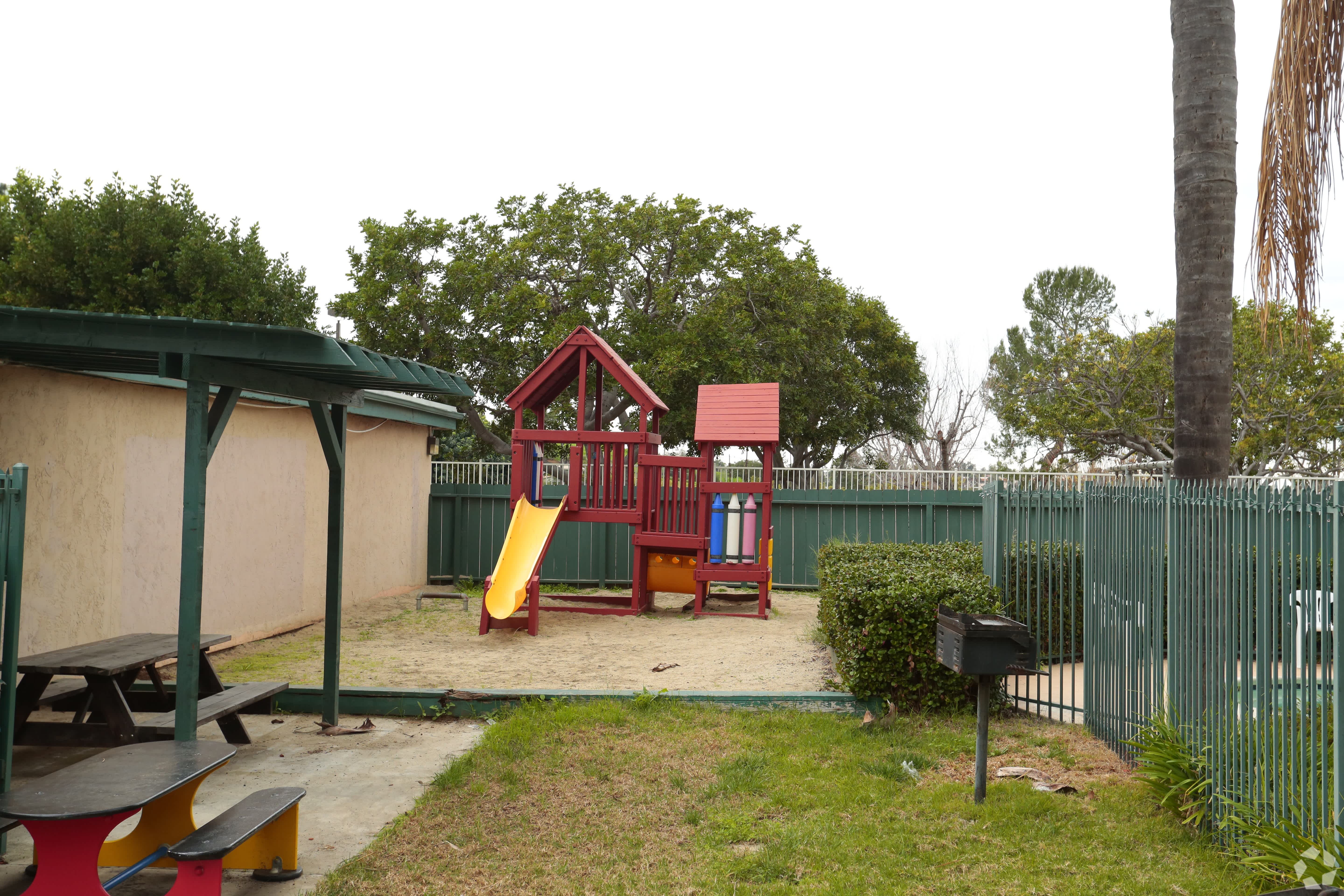 Foothill Courtyard – photo 1