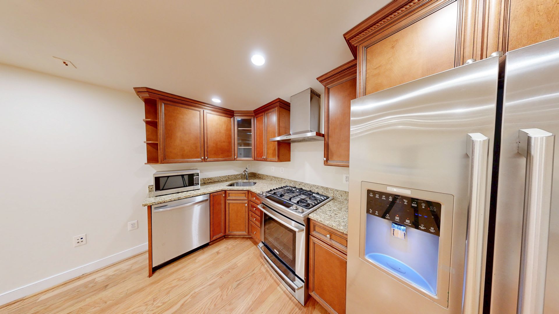 Updated 2 2 Condo In Columbia Heights – photo 1