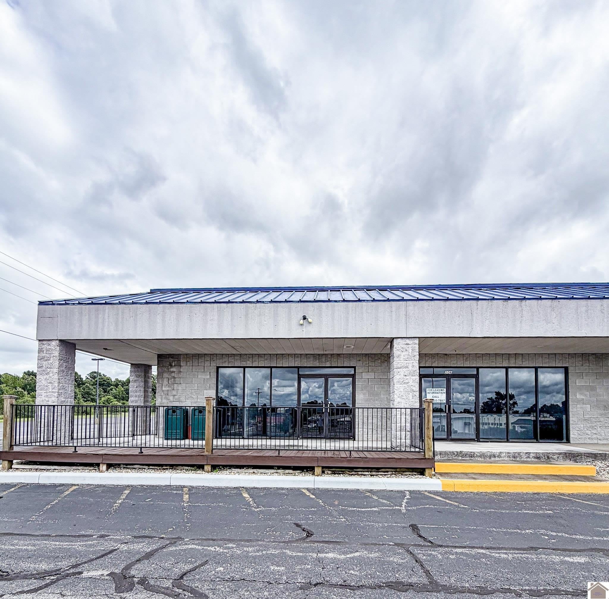 206 Outlet Ave – photo 1