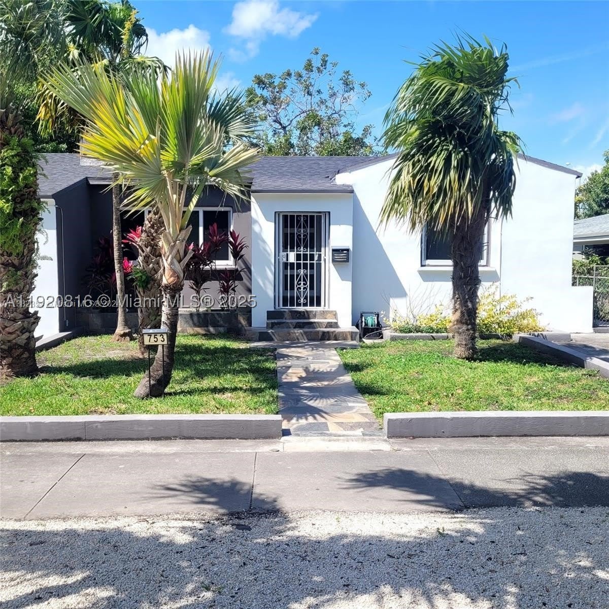 753 NE 81st St – photo 3
