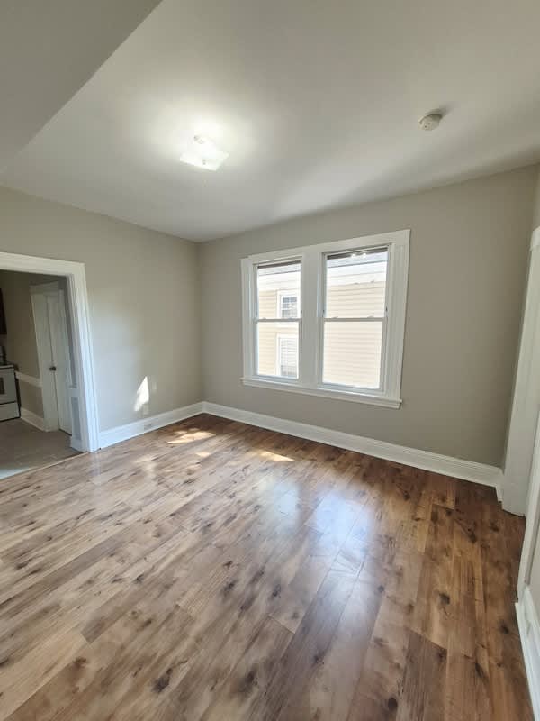 3209 3rd Avenue – photo 2
