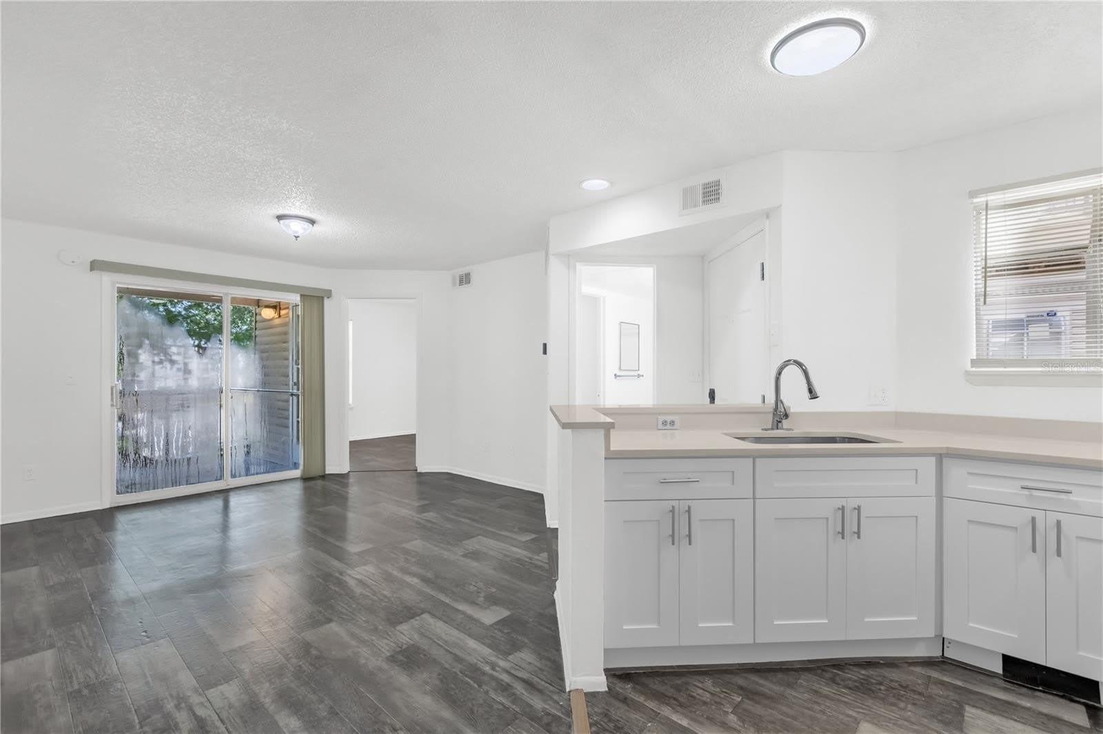 1964 LAKE ATRIUMS Circle – photo 4