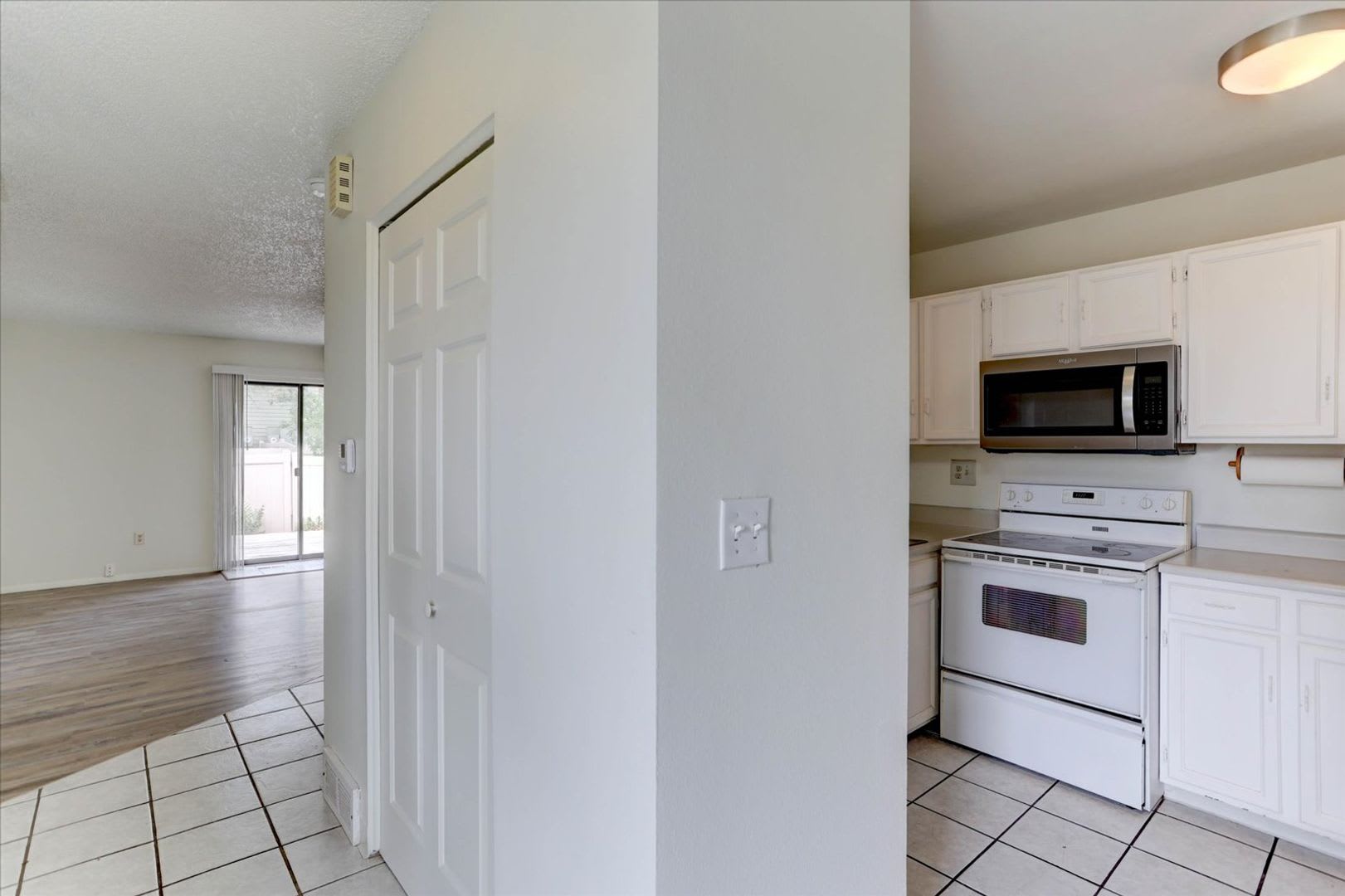Views, Garage, End Unit Townhome – photo 5