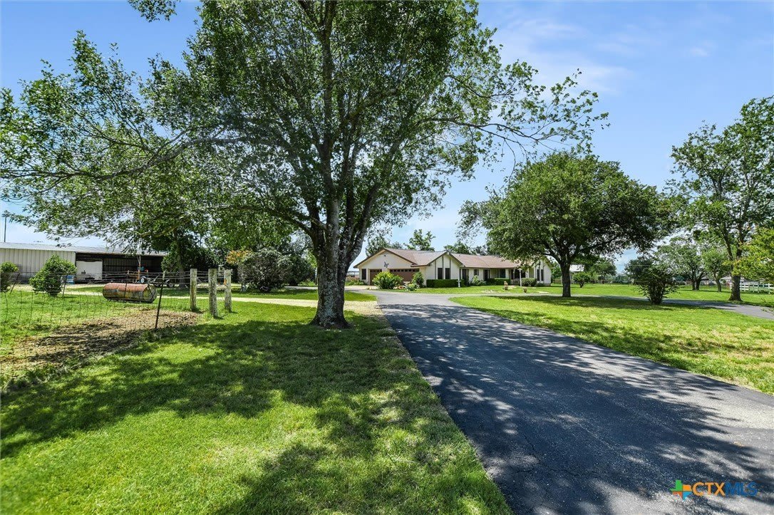 7 Brenda Lane – photo 3