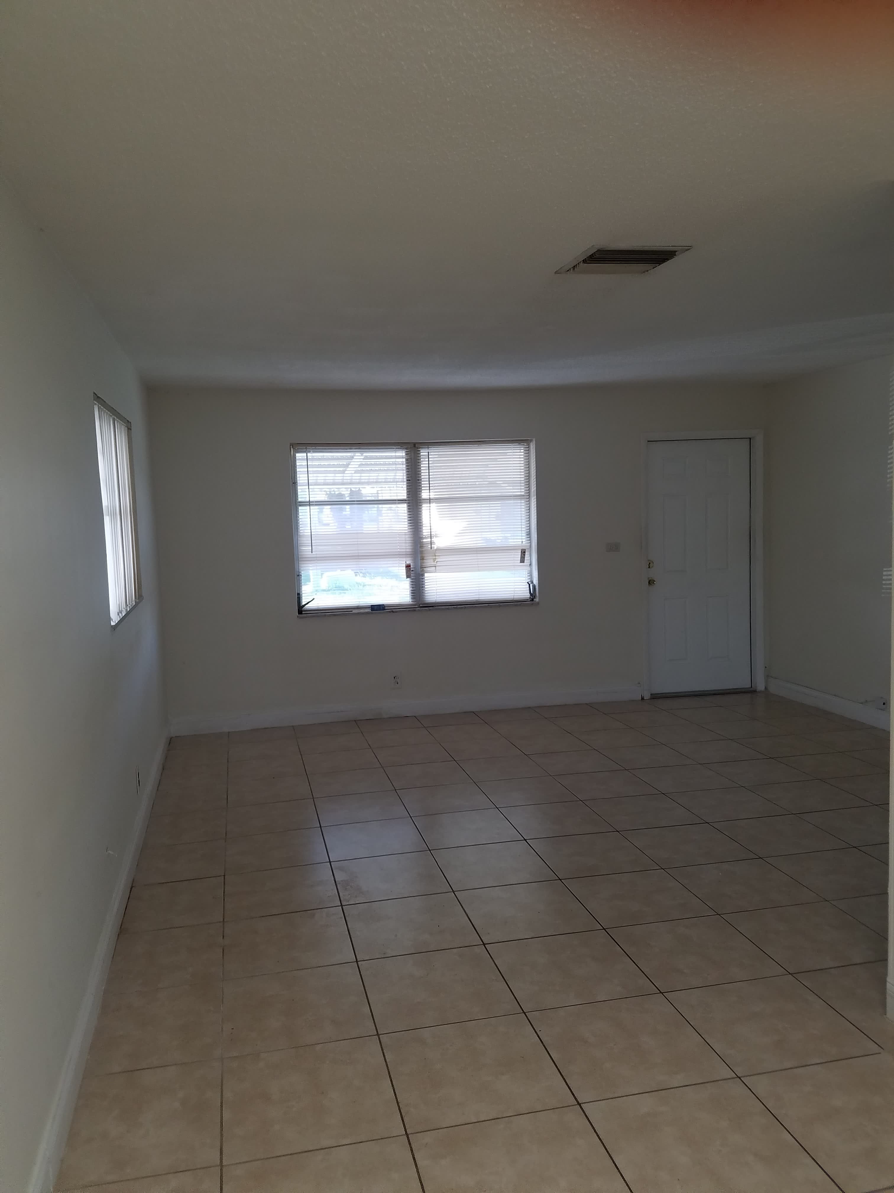 4934 Nw 55 Court – photo 5
