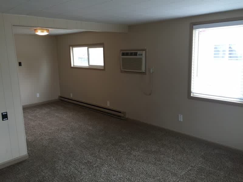 309 Robert Ave – photo 4