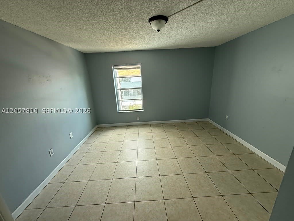 6095 W 18th Ave – photo 2