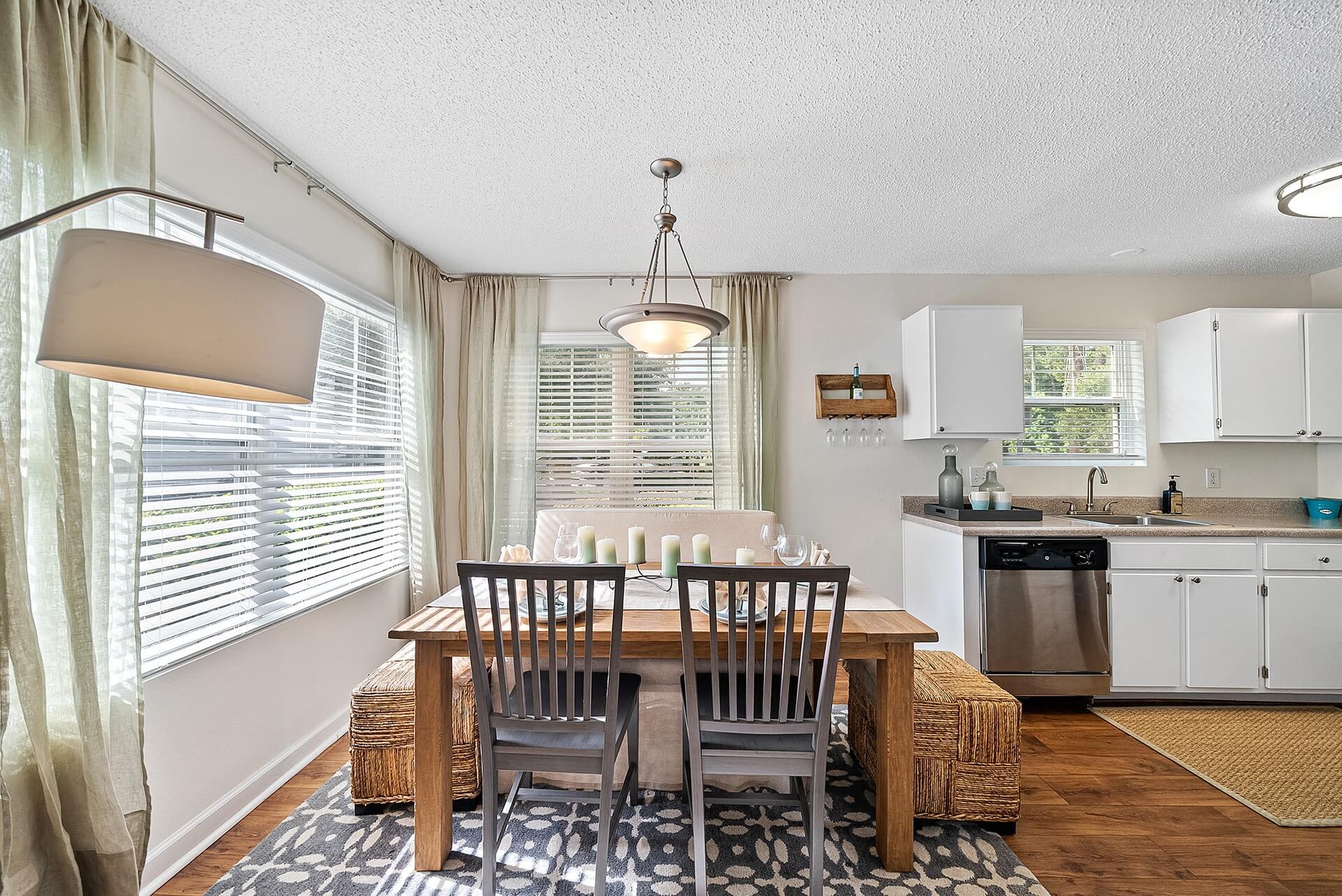 29 Edgewater Apartments – photo 5