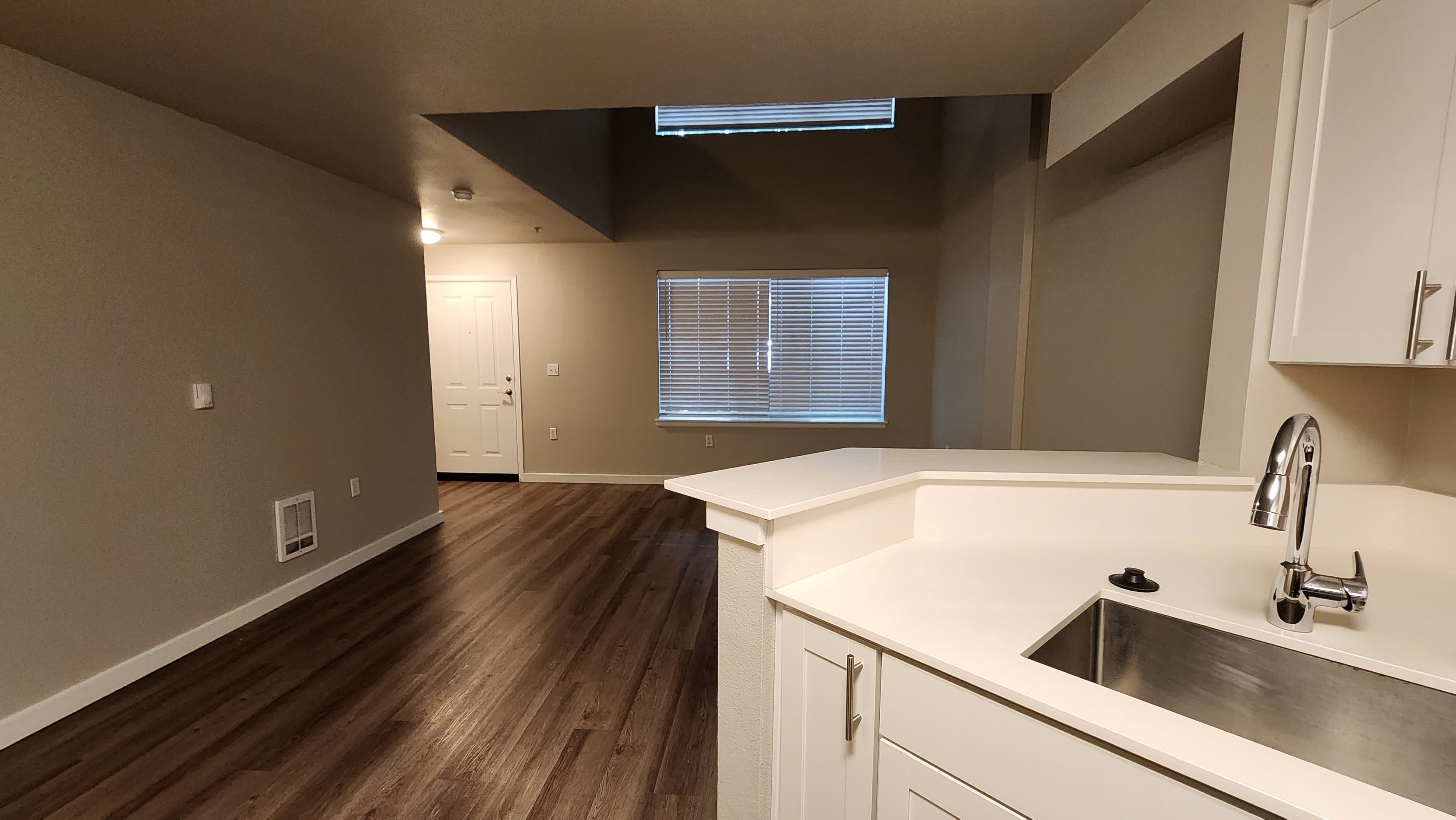 95 Burnett – photo 3