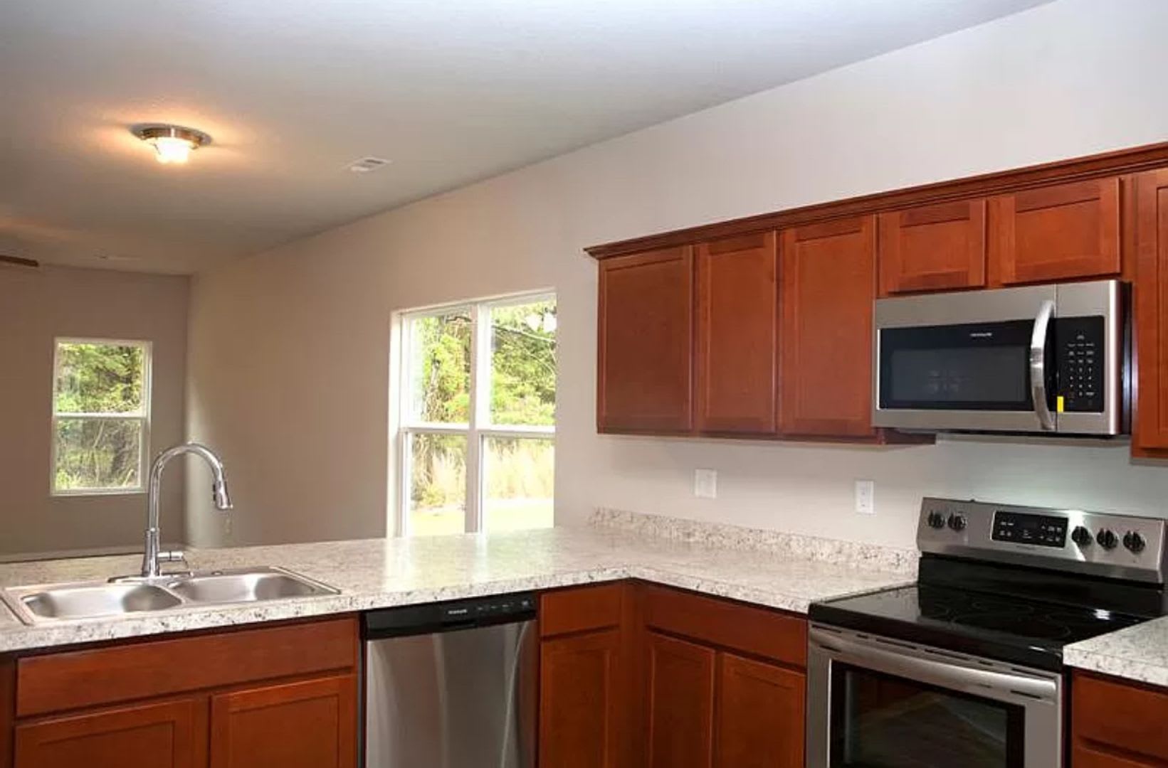 4 Bedroom 2 Bathroom West Fayetteville Home With Fenced In Backyard And 2X Car Garage Available Now – photo 4
