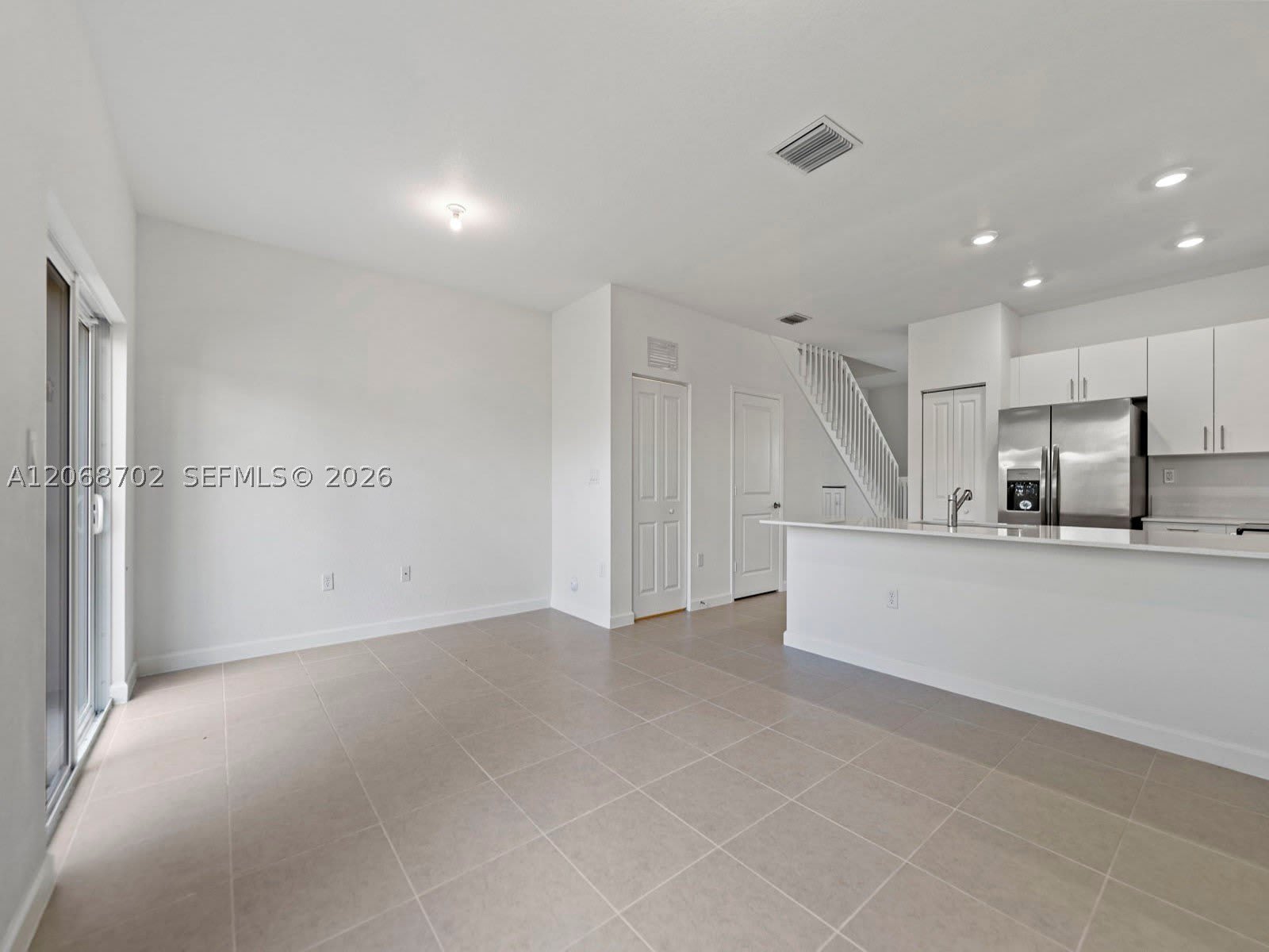 1529 SE 27th Rd – photo 3