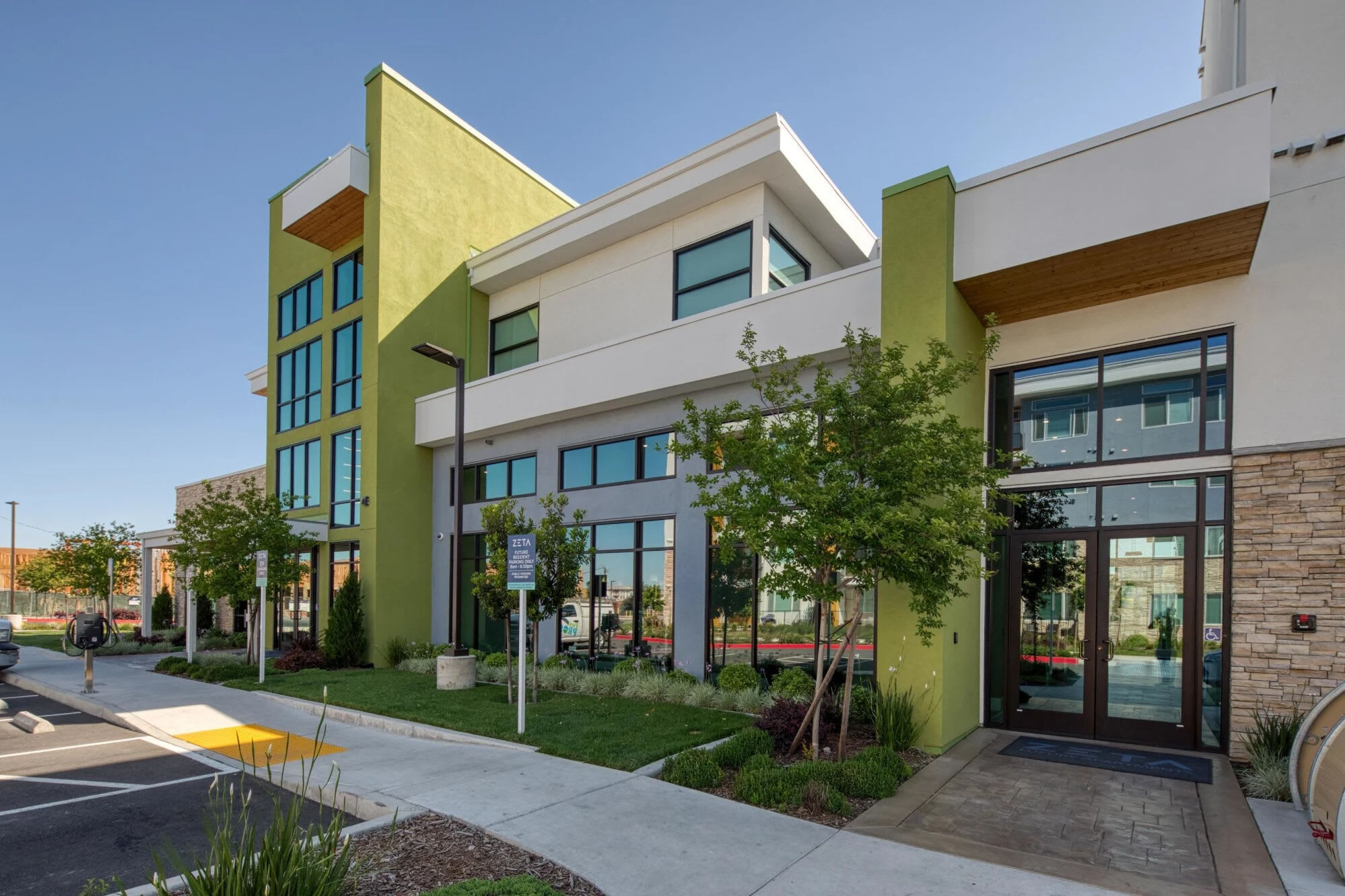 Zeta Apartments – photo 3
