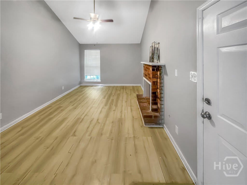 422 Edgewater Road – photo 3