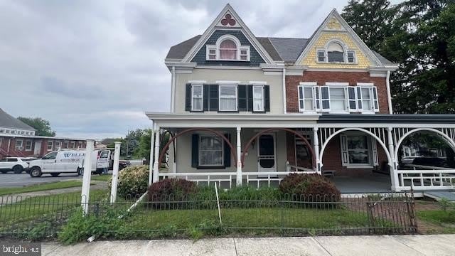 405 BRIDGE Street – photo 1