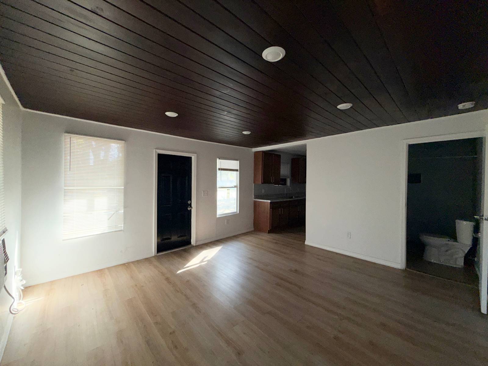 101 West 21st Street – photo 3