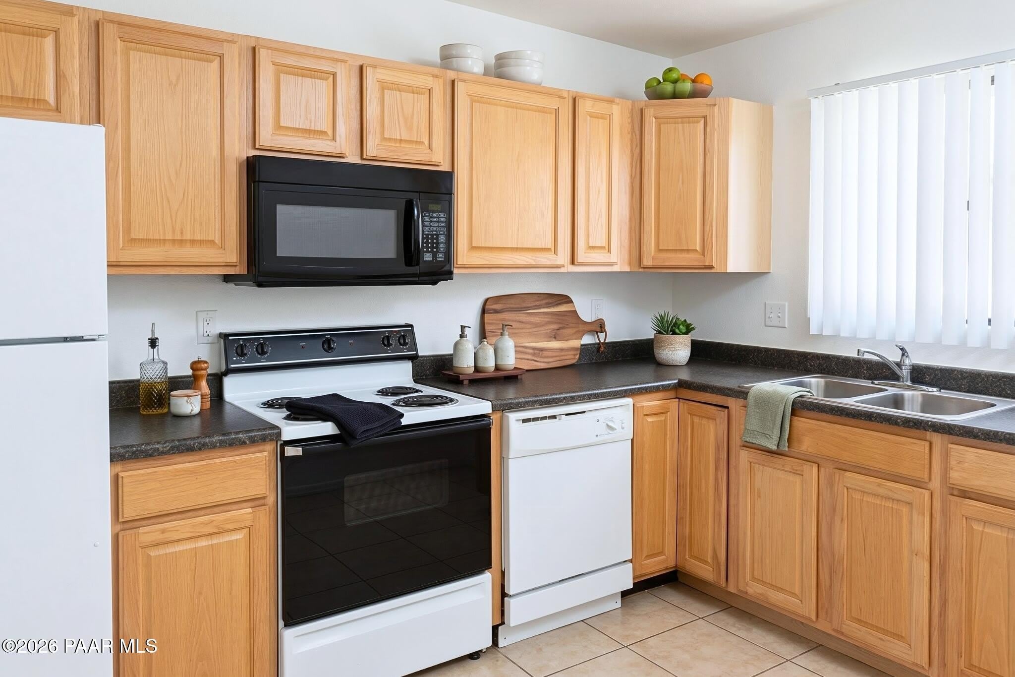 352 W Delano Street – photo 3