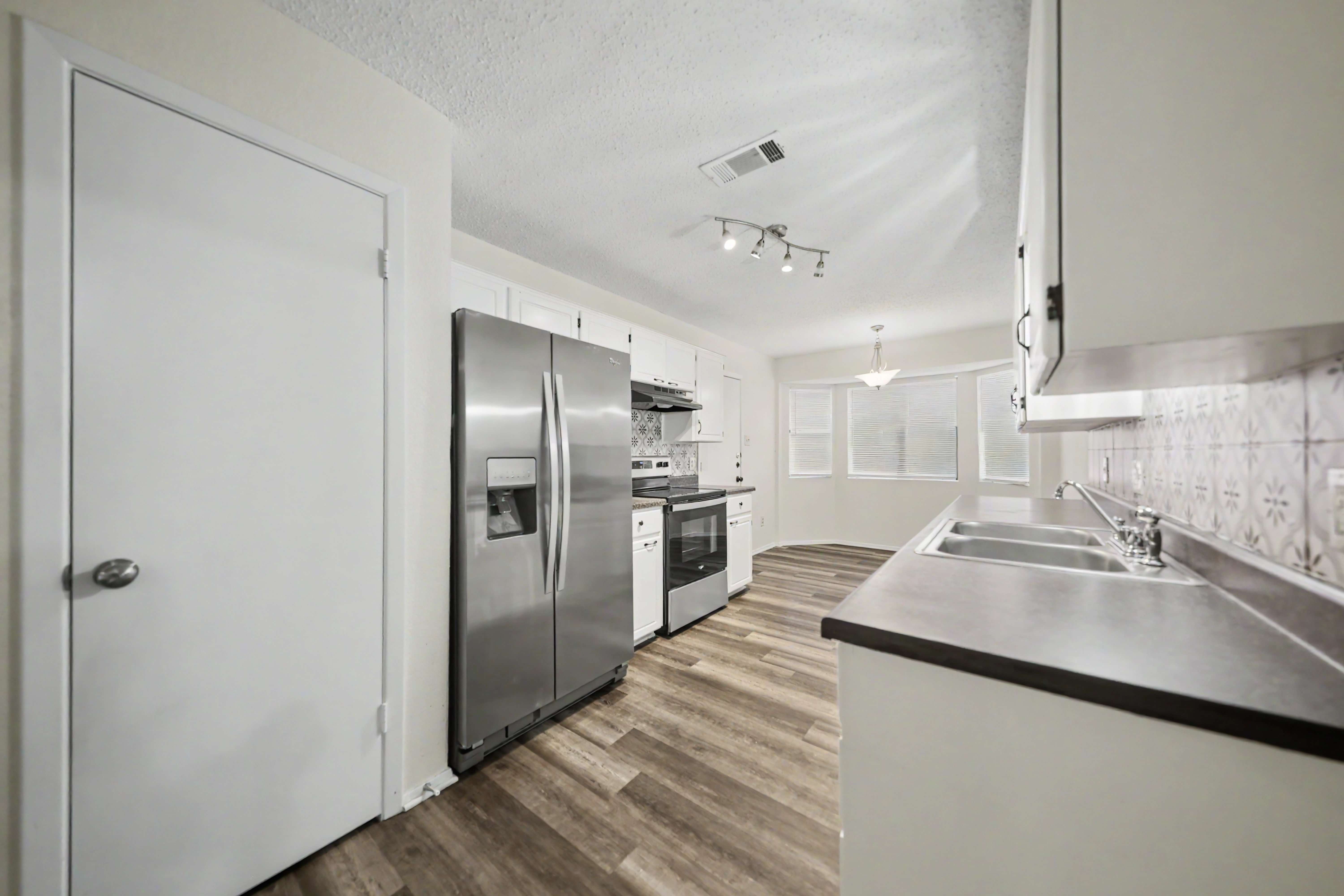 2904 Boyd Ave – photo 4