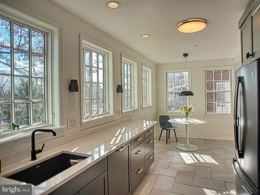 4643 16TH Street NW – photo 2