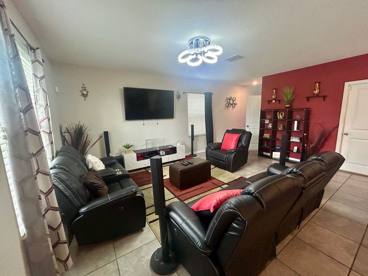 Beautiful 4-Bedroom Home for Rent in Wimauma, FL – Exceptional Value and Amenities – photo 4