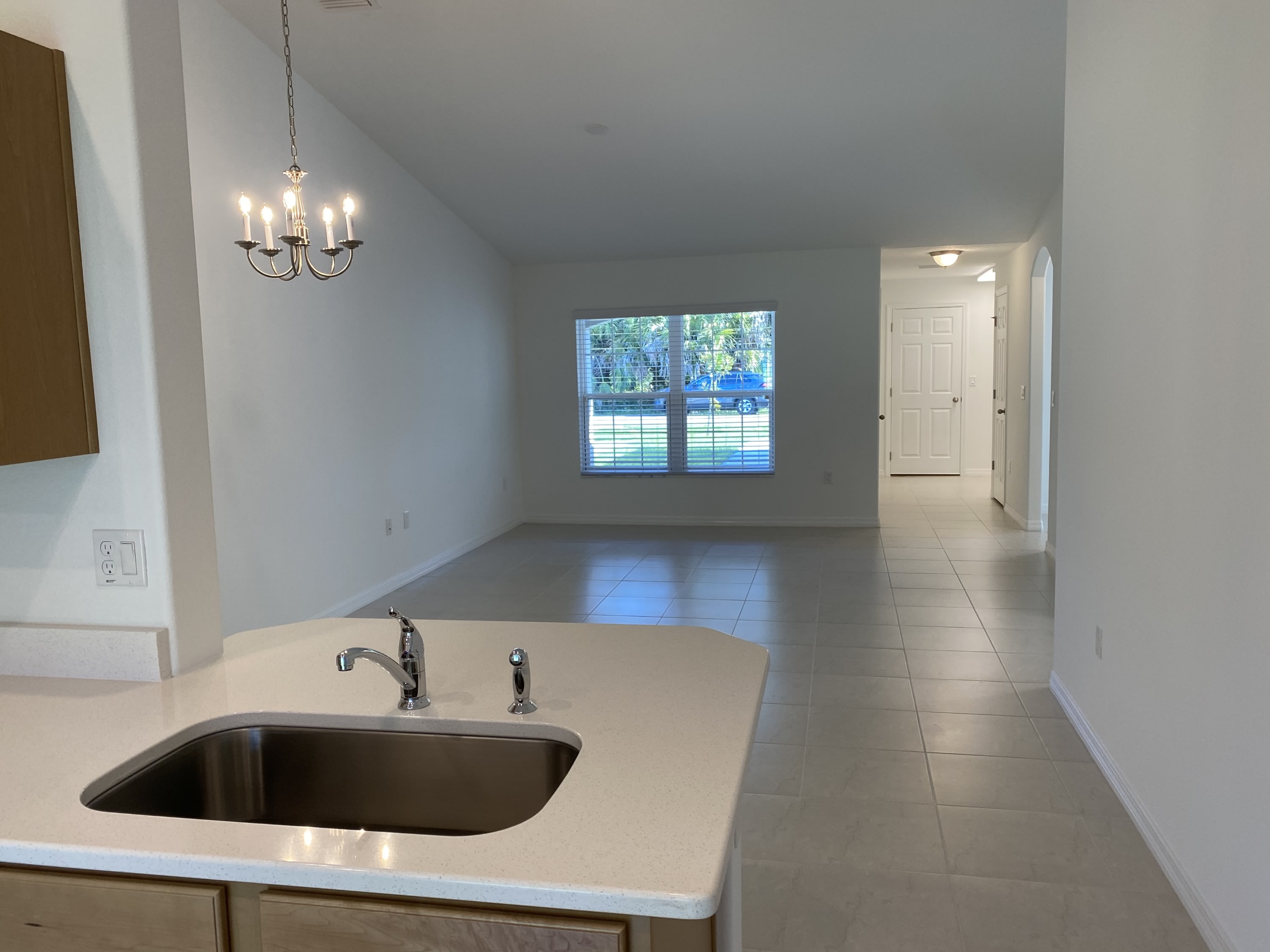 10 Pontiac Lane, Unit B – photo 3
