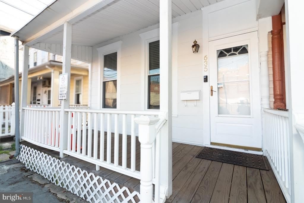 635 CHAMBERS STREET – photo 3