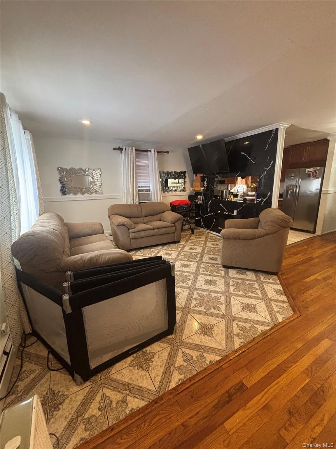 128-11 174th Place – photo 2