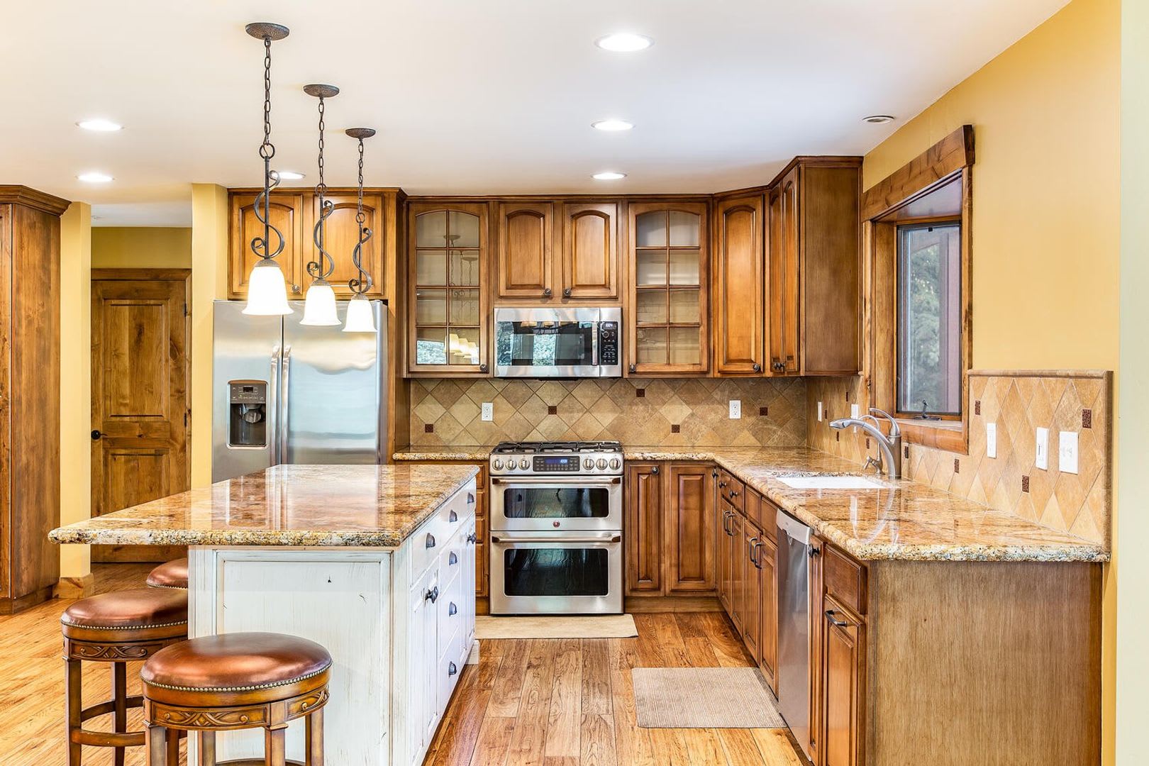 Long Term Lease In The Heart Of Park City Available Mid October 2026 – photo 2