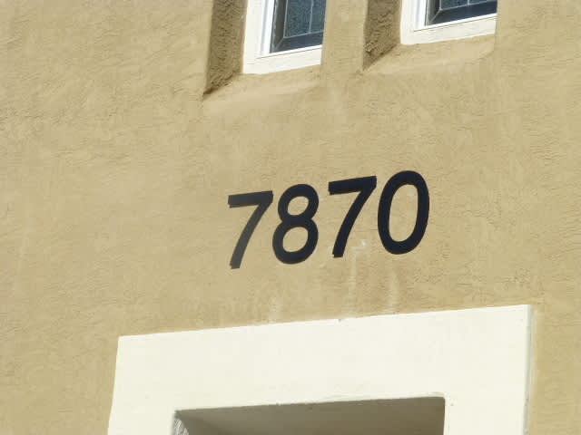 Beautiful 2 bed 2.5 bath unit in sought after community of Cortina in Torrey Highlands – photo 3