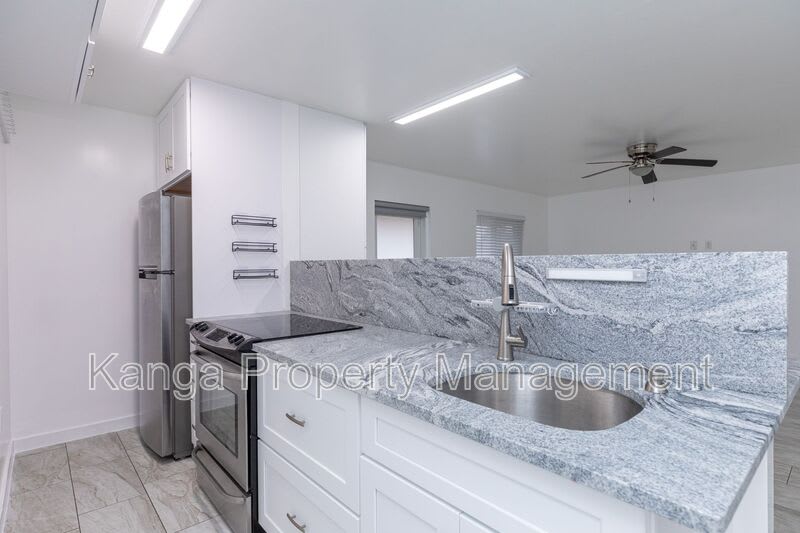 5918 Pierce Street – photo 4
