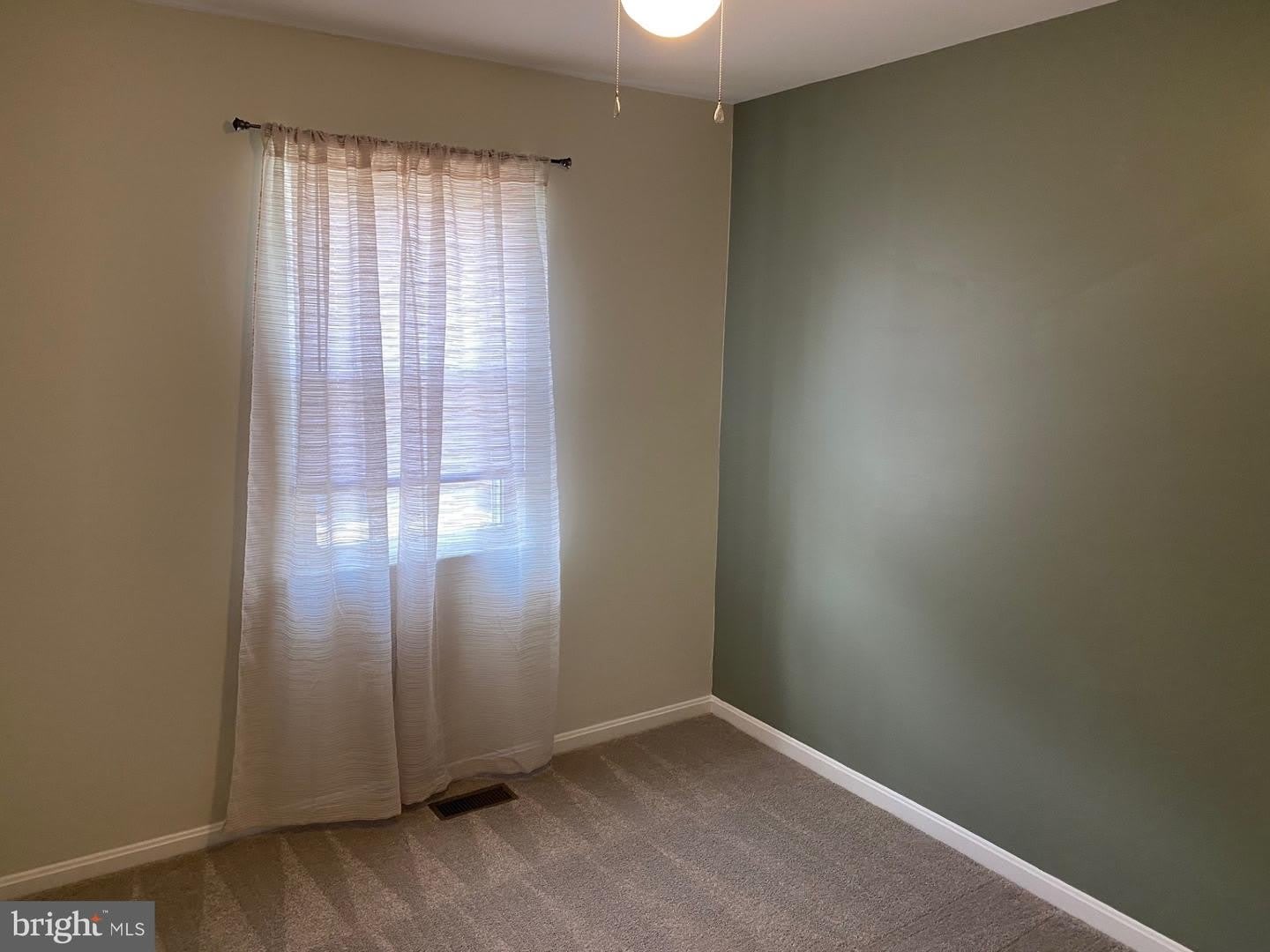 1210 THOMAS JEFFERSON PL – photo 5
