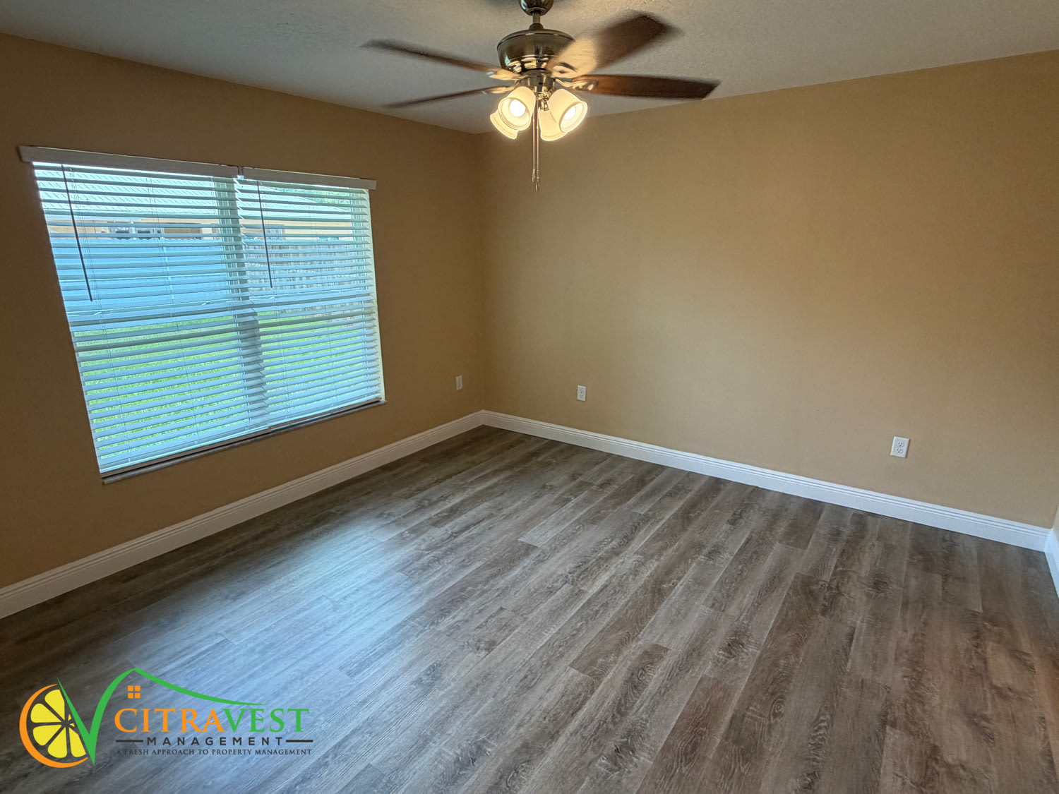 2468 W Vespero St – photo 5