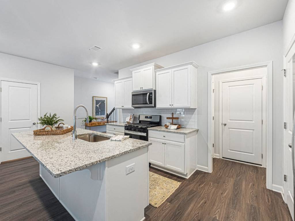 Collins Place Townhomes – photo 3