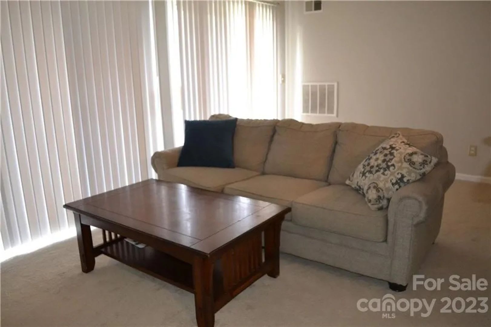 Room in 3 Bedroom Home at Arlyn Cir – photo 5