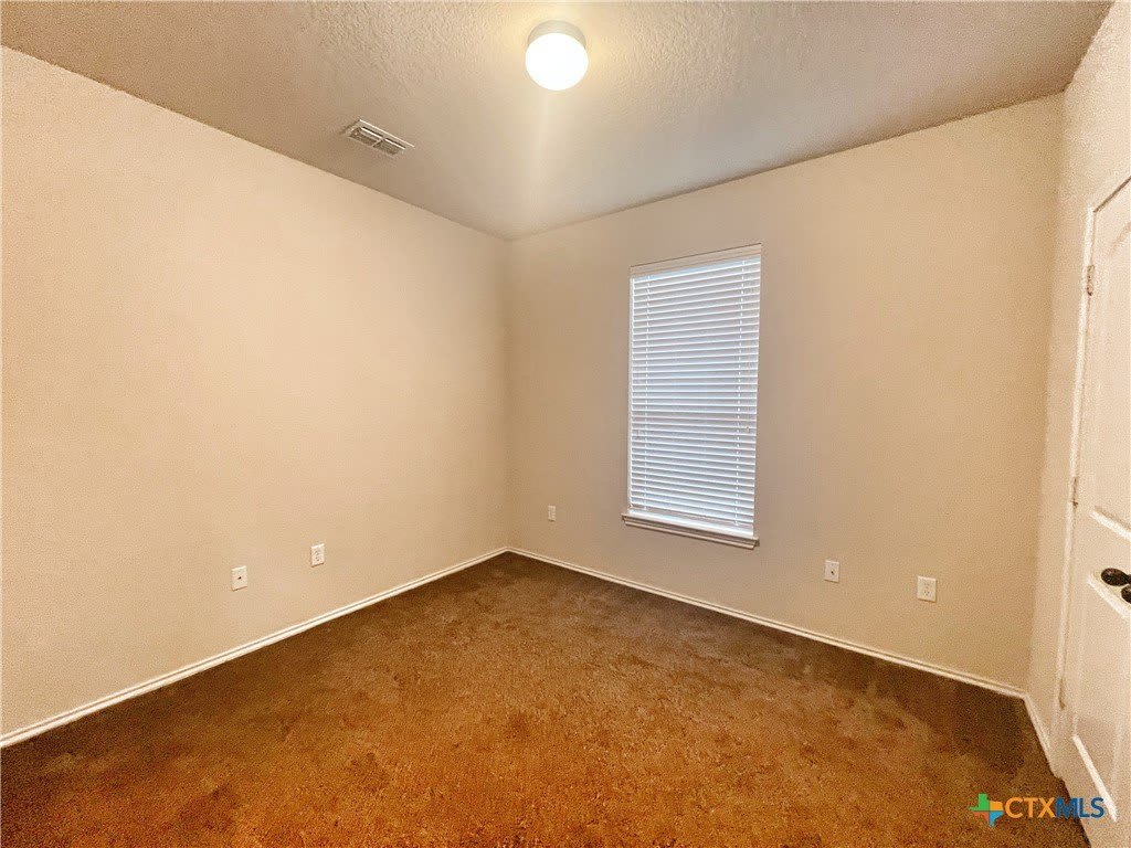 569 Creekside Circle – photo 5