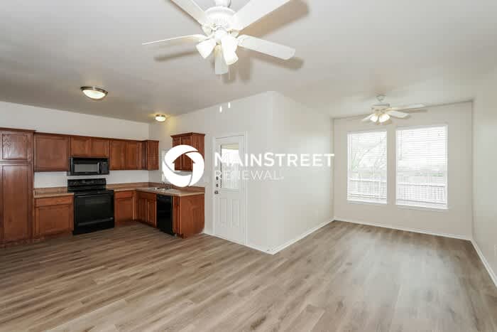 204 Ridgeway Boulevard – photo 3