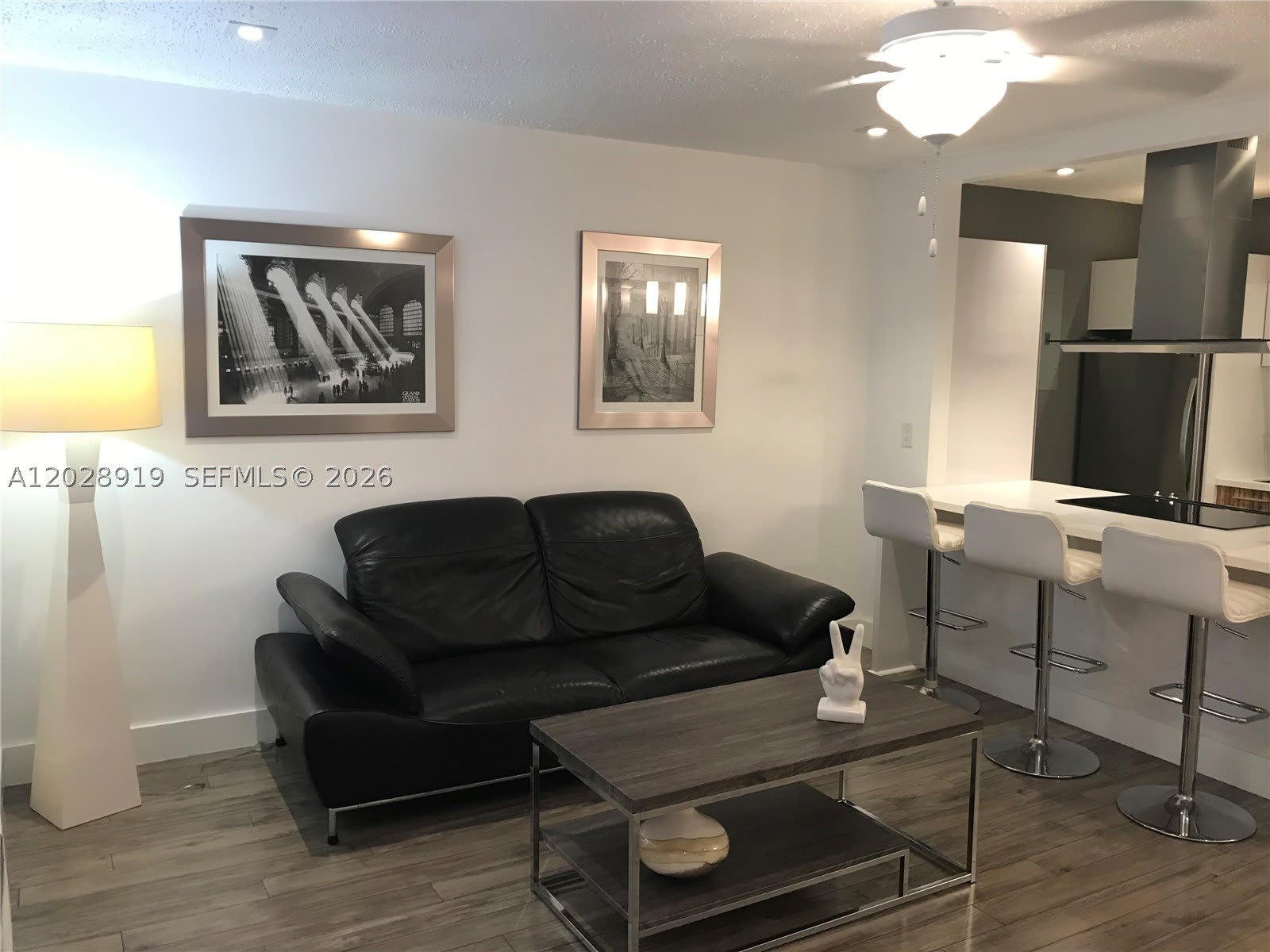 2915 Plunkett St – photo 2