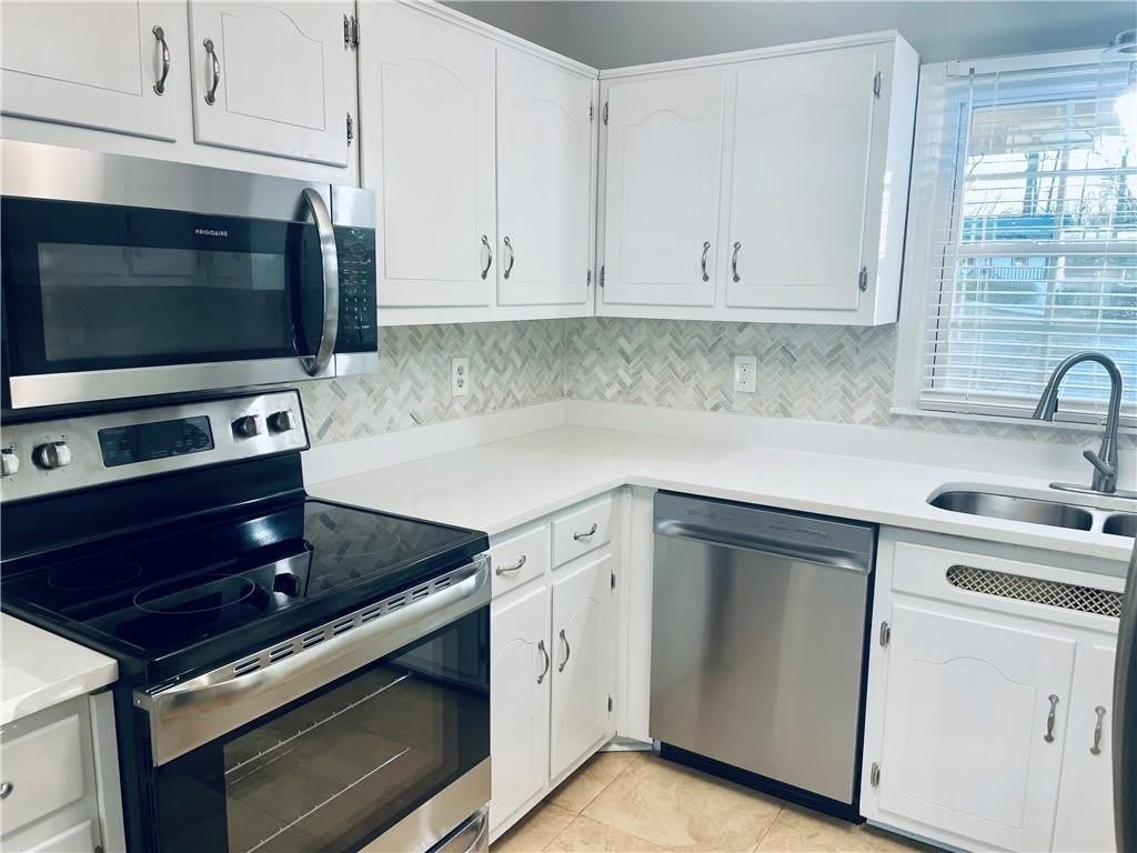 637 Rae Drive – photo 4
