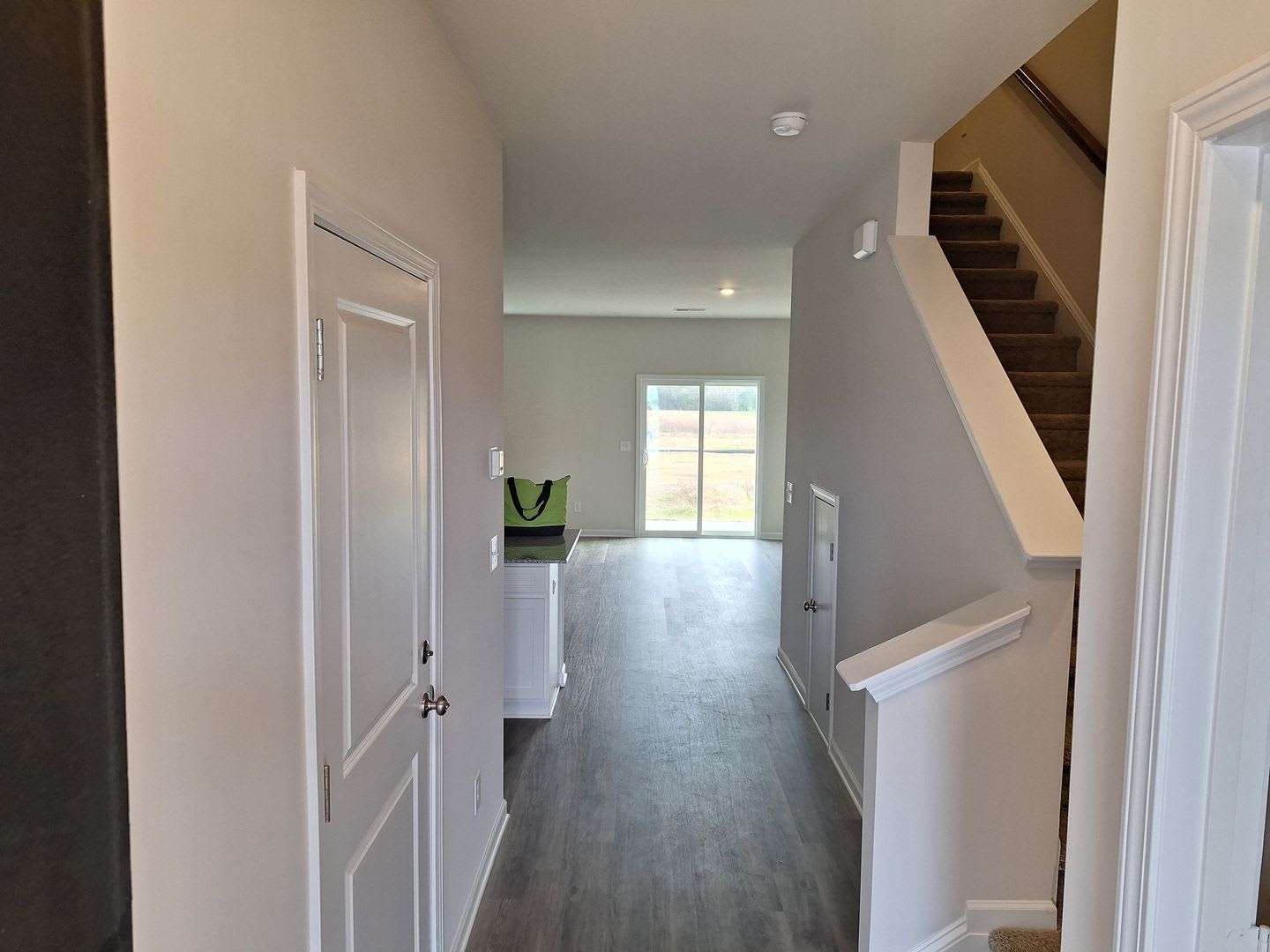 Remarkable 3 Bd And 2 5 Ba Townhome With Great Amenities And Close To Fort Jackson – photo 5