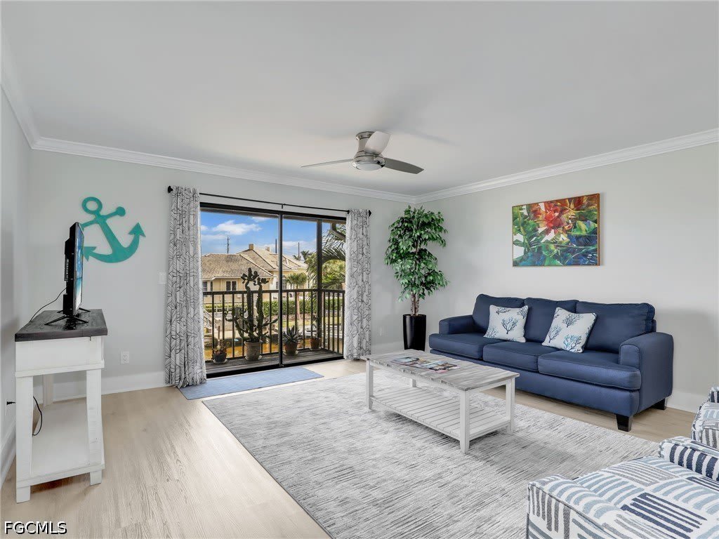 4817 SW 8th Place – photo 2