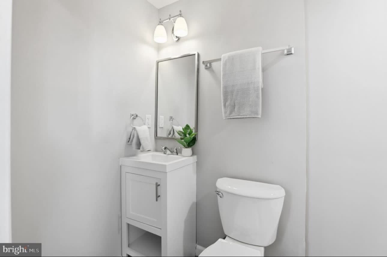 421 Saint Margarets Drive – photo 1