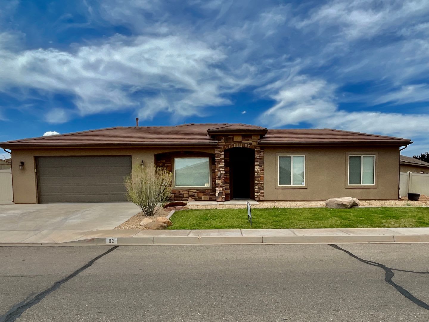 Pet-Friendly Three Bedroom Home in Riverside Heights – photo 1