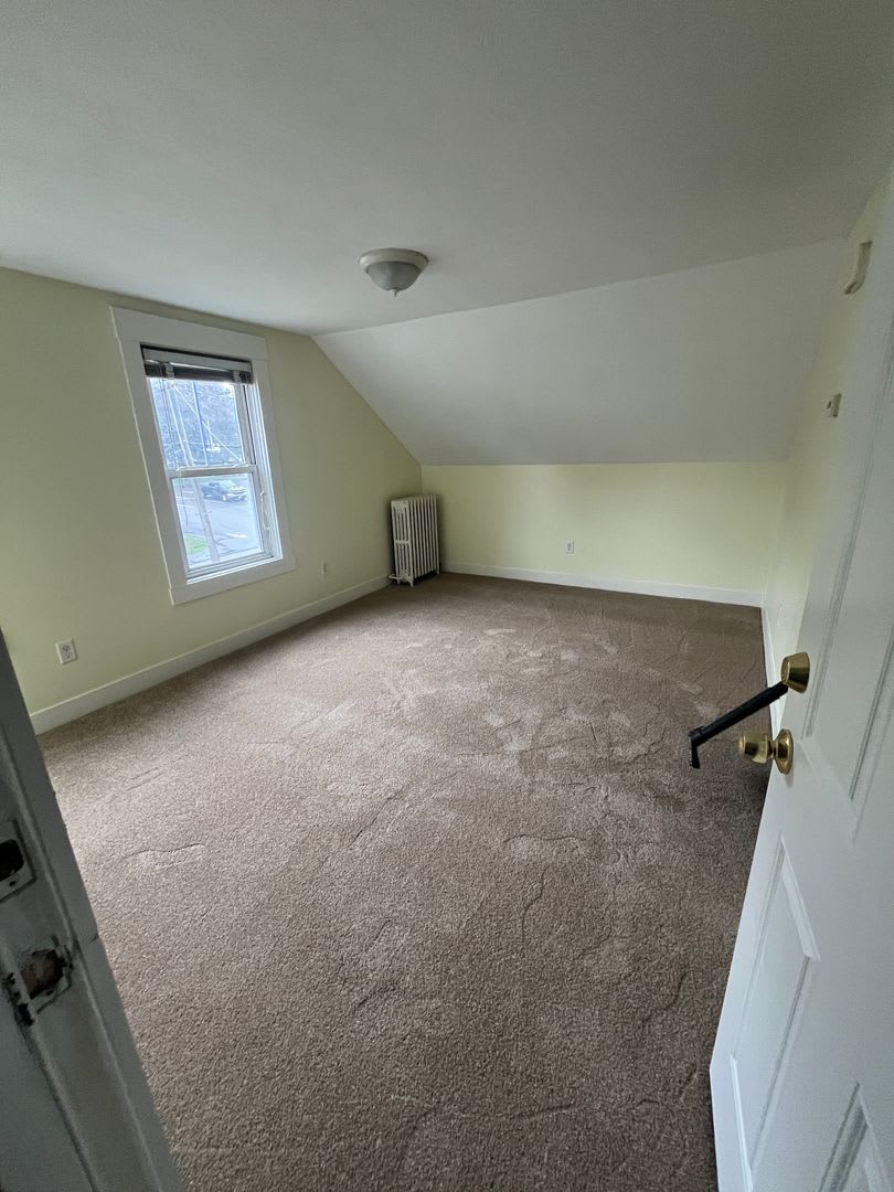 Charming 1 Bedroom 1 Bath Apt In Middleboro – photo 3