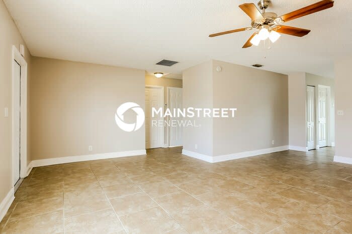5196 Edgecliff Avenue – photo 3